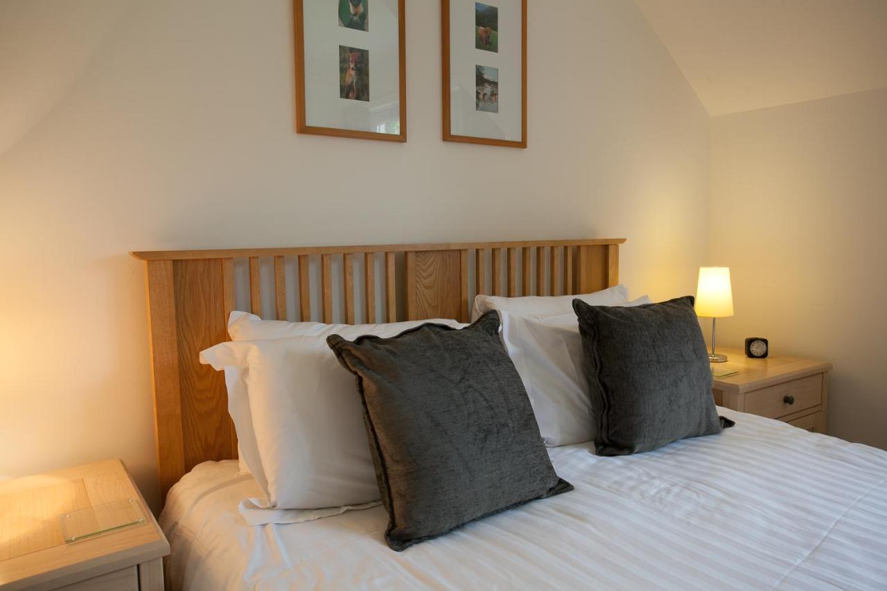 Loch Ness Abbey Cottages Fort Augustus Exterior photo