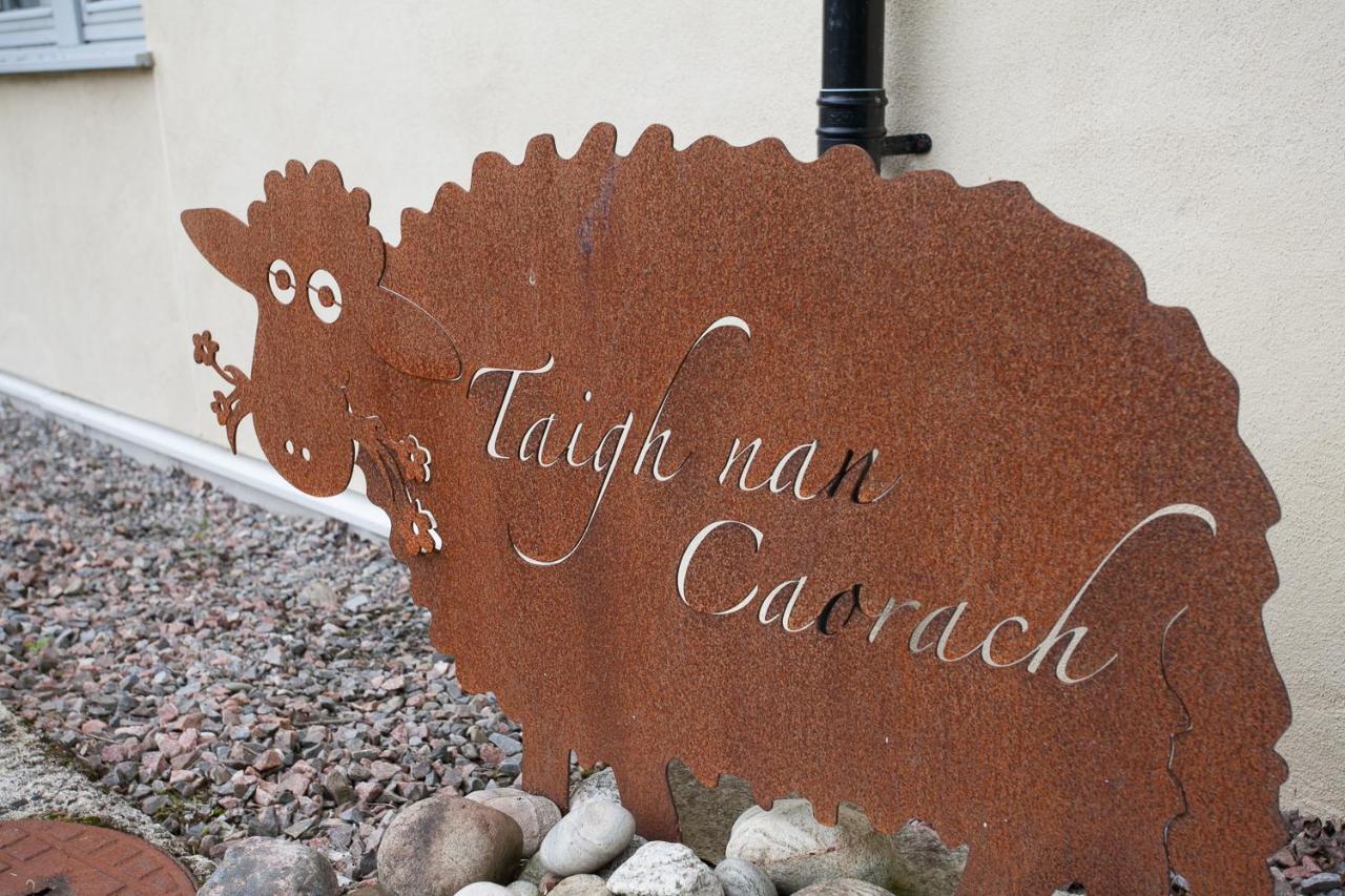 Loch Ness Abbey Cottages Fort Augustus Exterior photo