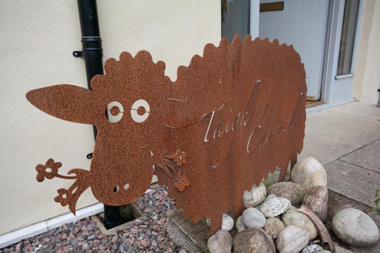 Loch Ness Abbey Cottages Fort Augustus Exterior photo