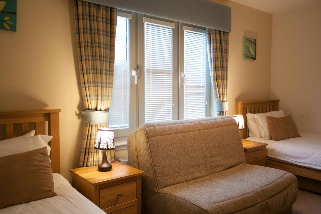 Loch Ness Abbey Cottages Fort Augustus Exterior photo